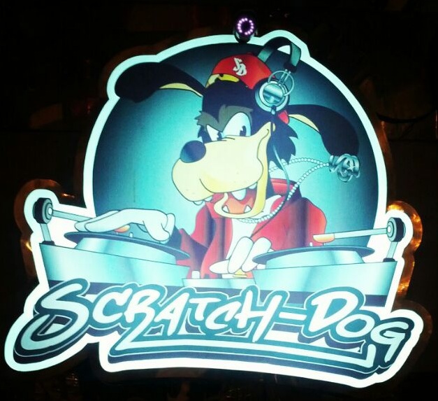 SCRATCH DOGの写真