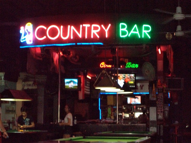 COUNTRY BARの写真