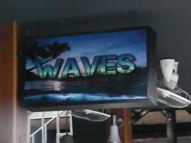 WAVESの写真
