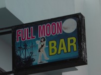 FULL MOON BARの写真