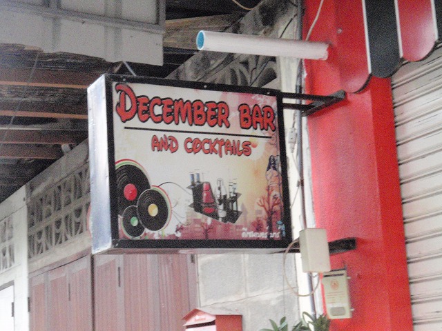 DECEMBER BAR の写真