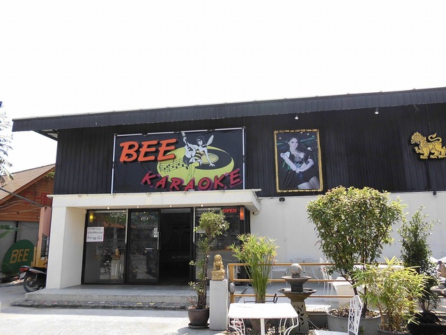 Beeの写真