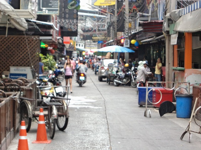 ダン・ディーの写真